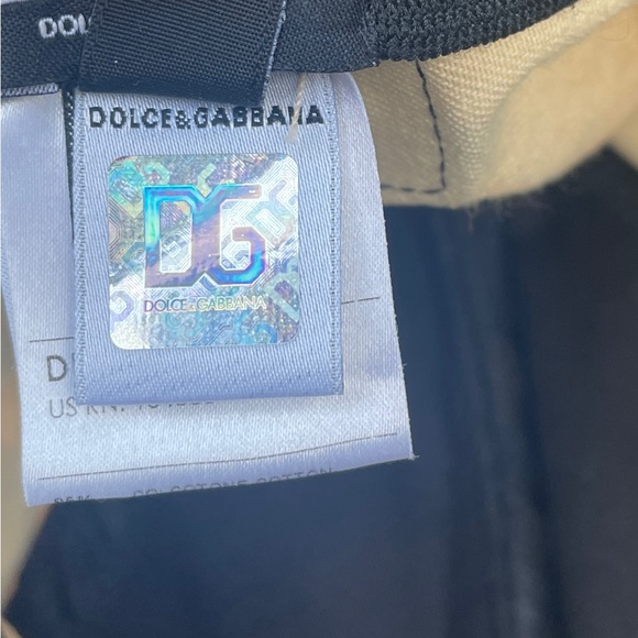 Dolce and Gabbana, AUTHENTICATED. Ball cap size Medium - Picture 9 of 11